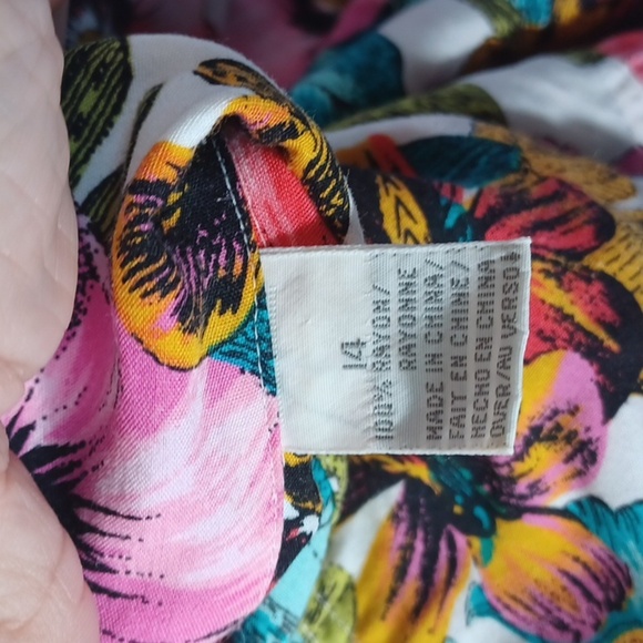 Elizabeth Liz Claiborne Vintage Hawaiian Shirt Womens Size 14, 25" pit to pit - Picture 7 of 8